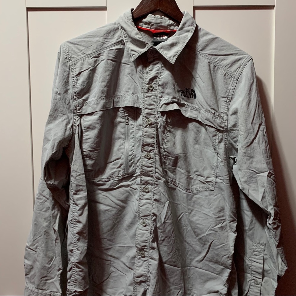 The North Face men’s camping over-shirt size M